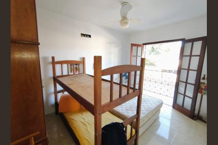 Casa à venda com 4 quartos, 263m² em Itaipu, Niterói