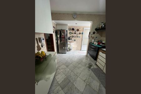 Casa à venda com 275m², 5 quartos e 2 vagas