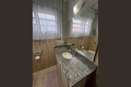 Casa à venda com 275m², 5 quartos e 2 vagas