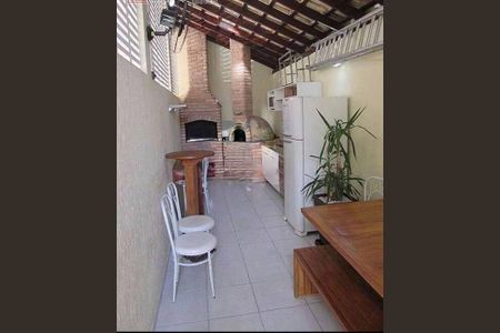 Casa à venda com 75m², 2 quartos e 2 vagas
