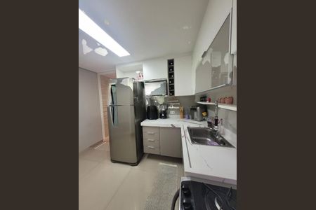 Casa à venda com 75m², 2 quartos e 2 vagas
