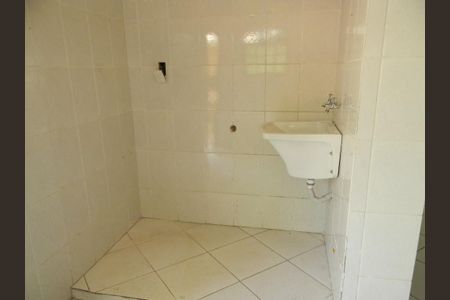 Casa à venda com 3 quartos, 125m² em Jardim Aeroporto, São Paulo