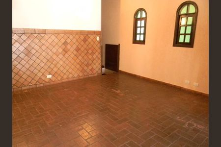 Casa à venda com 3 quartos, 125m² em Jardim Aeroporto, São Paulo