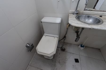 Casa à venda com 200m², 4 quartos e 2 vagas Casa à venda com 200m², 4 quartos e 2 vagasLavabo