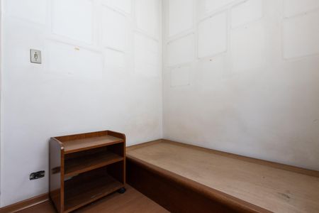 Casa à venda com 200m², 4 quartos e 2 vagas Casa à venda com 200m², 4 quartos e 2 vagasQuarto 2