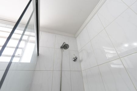 Casa à venda com 200m², 4 quartos e 2 vagas Casa à venda com 200m², 4 quartos e 2 vagasBanheiro Social