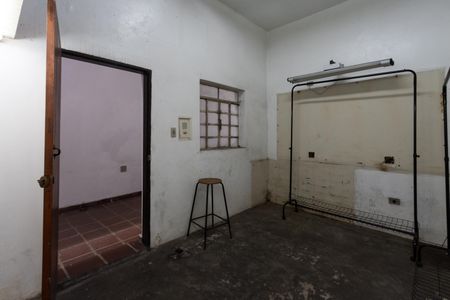 Casa à venda com 200m², 4 quartos e 2 vagas Casa à venda com 200m², 4 quartos e 2 vagasDepósito