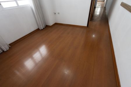 Casa à venda com 200m², 4 quartos e 2 vagas Casa à venda com 200m², 4 quartos e 2 vagasQuarto 1