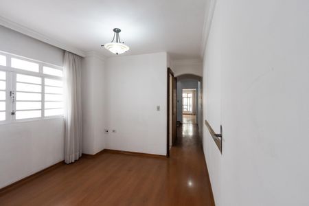 Casa à venda com 200m², 4 quartos e 2 vagas Casa à venda com 200m², 4 quartos e 2 vagasQuarto 1