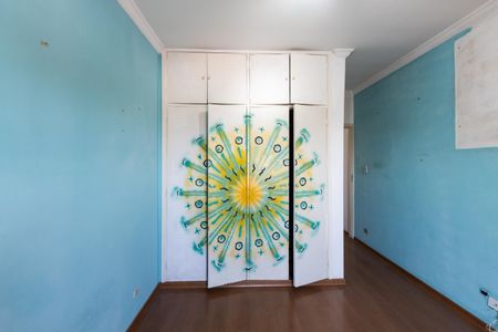 Casa à venda com 200m², 4 quartos e 2 vagas Casa à venda com 200m², 4 quartos e 2 vagasQuarto 3