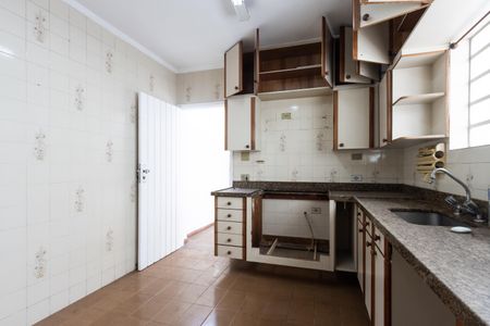 Casa à venda com 200m², 4 quartos e 2 vagas Casa à venda com 200m², 4 quartos e 2 vagasCozinha