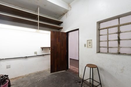 Casa à venda com 200m², 4 quartos e 2 vagas Casa à venda com 200m², 4 quartos e 2 vagasDepósito