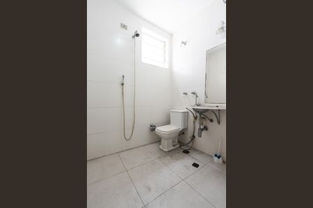 Casa à venda com 200m², 4 quartos e 2 vagas Casa à venda com 200m², 4 quartos e 2 vagasLavabo