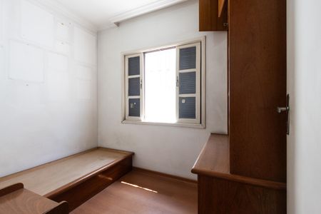 Casa à venda com 200m², 4 quartos e 2 vagas Casa à venda com 200m², 4 quartos e 2 vagasQuarto 2