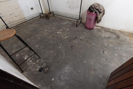 Casa à venda com 200m², 4 quartos e 2 vagas Casa à venda com 200m², 4 quartos e 2 vagasDepósito