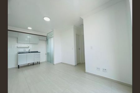 Sala de apartamento para alugar com 2 quartos, 42m² em Vila Galvão, Guarulhos