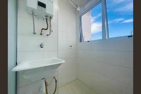 Apartamento para alugar com 42m², 2 quartos e 1 vaga Apartamento para alugar com 42m², 2 quartos e 1 vagaÁrea de Serviço