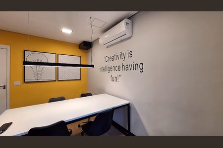 Apartamento à venda com 39m², 1 quarto e sem vagaÁrea comum