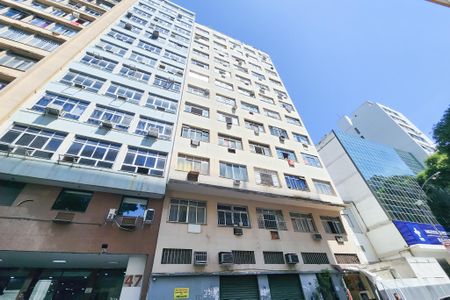 Apartamento à venda com 45m², 1 quarto e sem vagaFachada