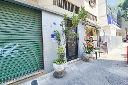 Apartamento à venda com 45m², 1 quarto e sem vagaFachada