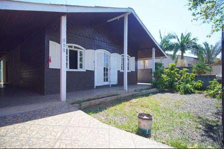 Casa à venda com 100m², 4 quartos e 2 vagasÁrea externa