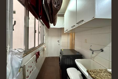 Apartamento à venda com 150m², 3 quartos e 2 vagasÁrea de serviço