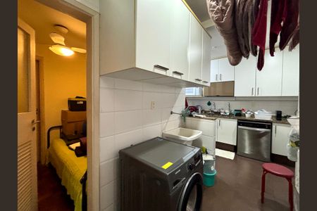 Apartamento à venda com 150m², 3 quartos e 2 vagasÁrea de serviço