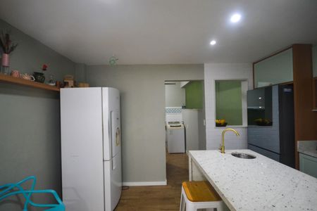 Apartamento para alugar com 158m², 3 quartos e 2 vagasCozinha