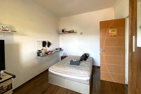 Casa à venda com 420m², 4 quartos e 6 vagasQuarto 3