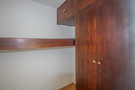 Apartamento para alugar com 241m², 3 quartos e 3 vagasQuarto de Serviço