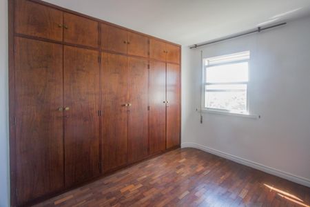 Apartamento para alugar com 241m², 3 quartos e 3 vagasSuíte