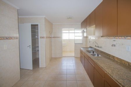 Apartamento para alugar com 241m², 3 quartos e 3 vagasCozinha