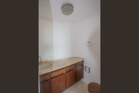 Apartamento para alugar com 241m², 3 quartos e 3 vagasLavabo