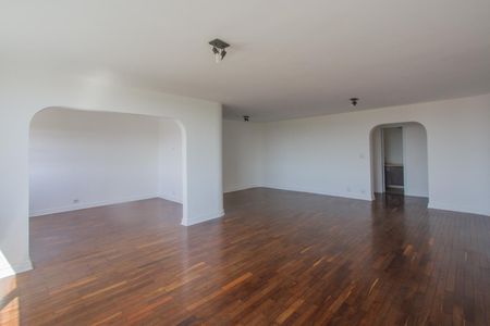 Sala de apartamento à venda com 3 quartos, 241m² em Santo Amaro, São Paulo