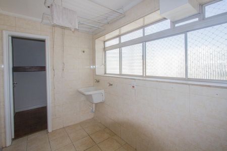 Apartamento para alugar com 241m², 3 quartos e 3 vagasÁrea de Serviço