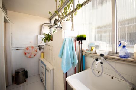 Apartamento para alugar com 82m², 2 quartos e 1 vagaÁrea de Serviço