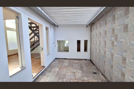 Apartamento para alugar com 275m², 4 quartos e 4 vagas