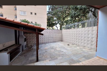 Apartamento para alugar com 275m², 4 quartos e 4 vagas