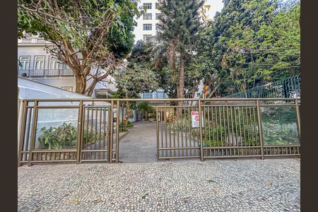 Studio para alugar com 30m², 1 quarto e sem vaga Studio para alugar com 30m², 1 quarto e sem vagaFachada