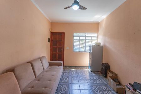 Casa para alugar com 50m², 2 quartos e sem vaga Casa para alugar com 50m², 2 quartos e sem vagaSala