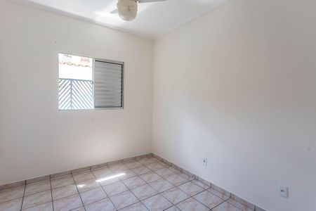 Casa para alugar com 50m², 2 quartos e sem vaga Casa para alugar com 50m², 2 quartos e sem vagaQuarto 1