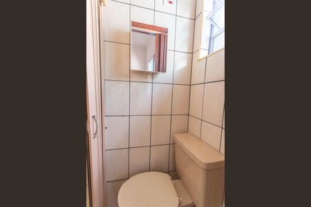 Casa para alugar com 50m², 2 quartos e sem vaga Casa para alugar com 50m², 2 quartos e sem vagaBanheiro da suíte