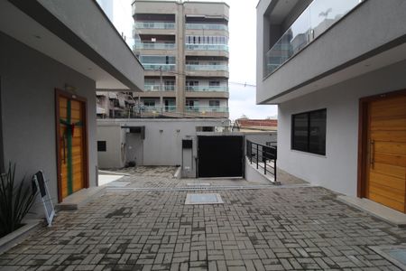 Casa de condomínio à venda com 190m², 4 quartos e 2 vagasÁrea comum