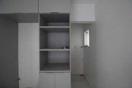 Casa de condomínio à venda com 190m², 4 quartos e 2 vagasCozinha