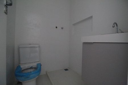 Casa de condomínio à venda com 190m², 4 quartos e 2 vagasBanheiro da suíte 2