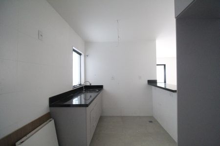 Casa de condomínio à venda com 190m², 4 quartos e 2 vagasCozinha