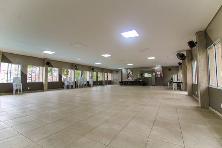 Apartamento para alugar com 48m², 2 quartos e 1 vagaÁrea comum - Salão de festas