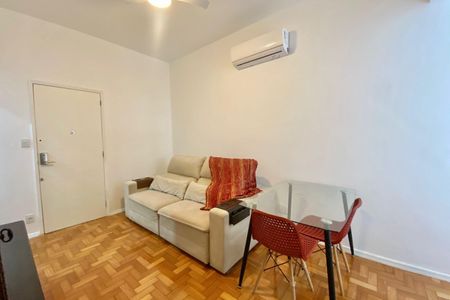 SALA de apartamento para alugar com 2 quartos, 65m² em Copacabana, Rio de Janeiro