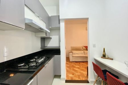 Apartamento para alugar com 65m², 2 quartos e sem vagaCOZINHA