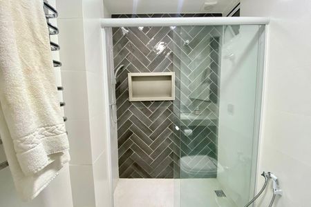 Apartamento para alugar com 65m², 2 quartos e sem vagaBANHEIRO